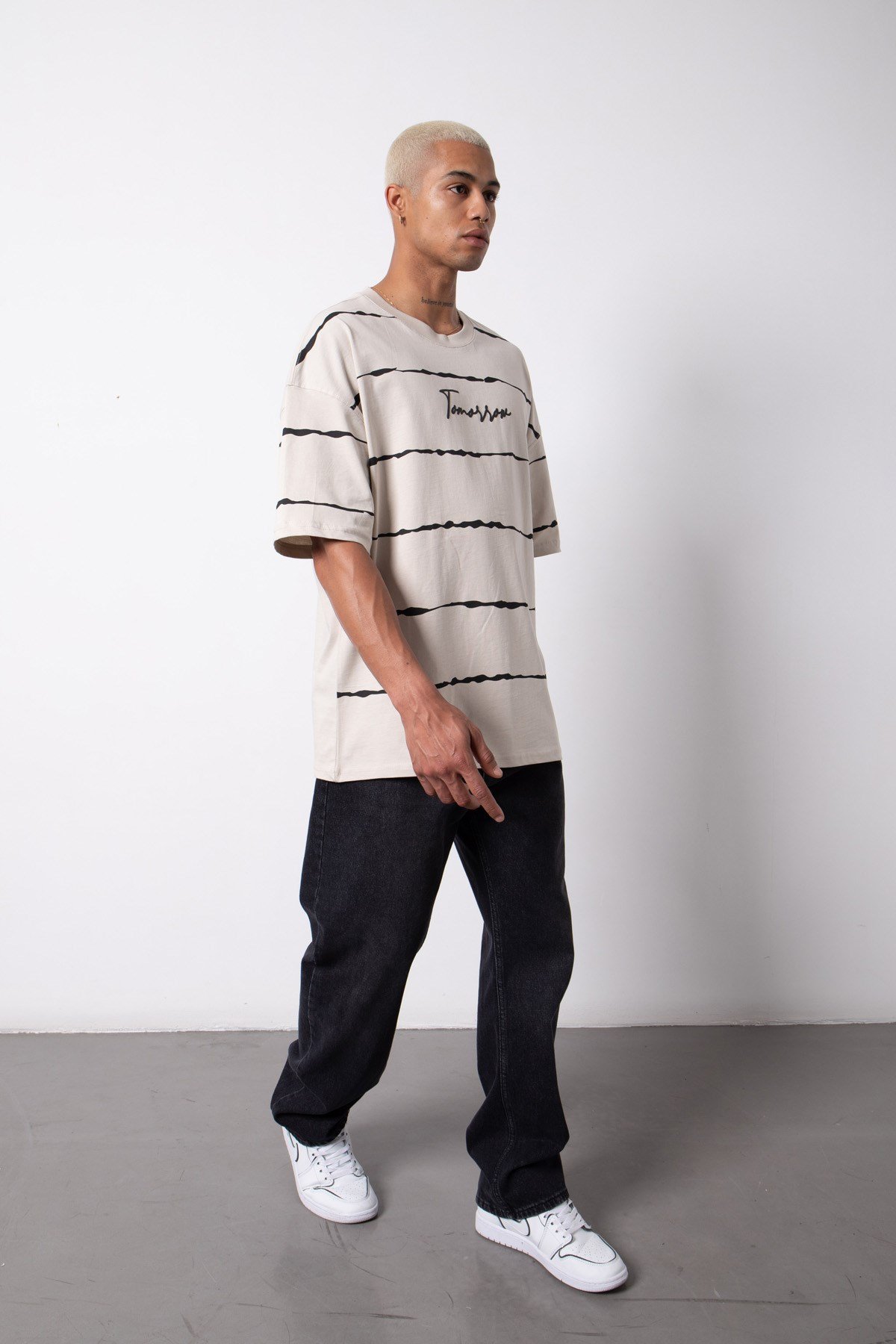 Oversize Tomorrow Baskılı Cizgili Pamuklu T-Shirt DUMAN