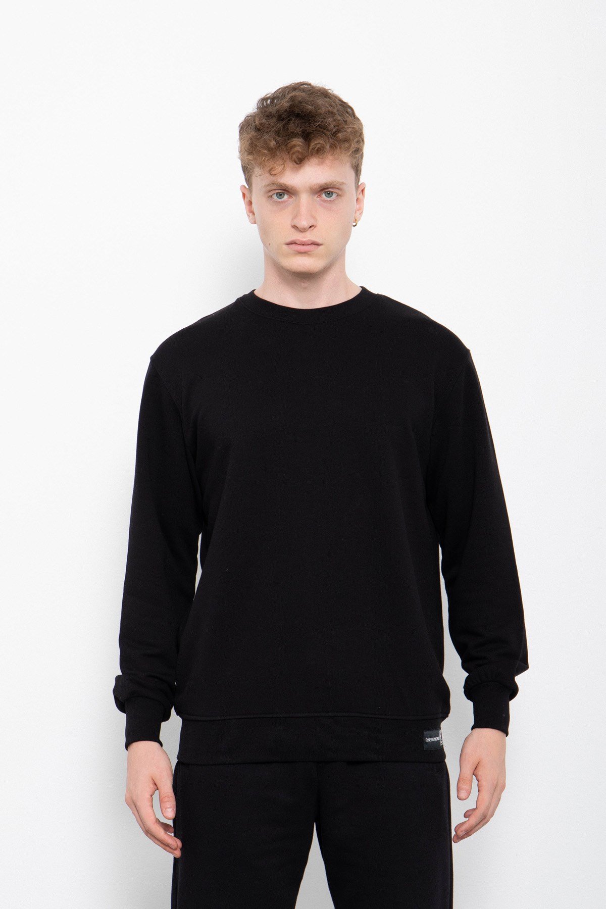 Regular Basic Şardonsuz Sweatshirt Siyah