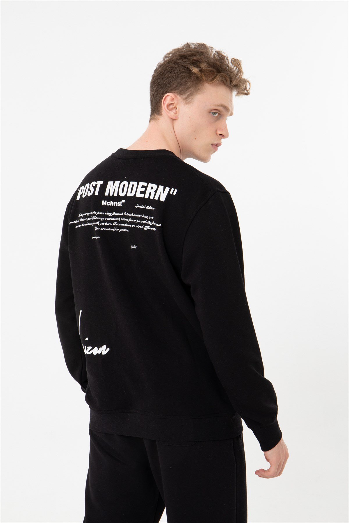 Post Modern Oversize Şardonsuz Sweatshirt Siyah