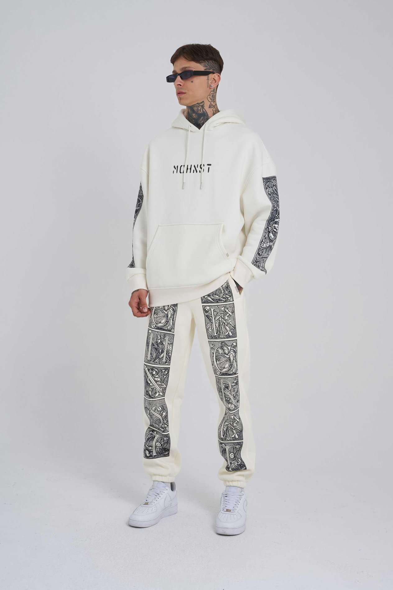 Erkek Machinist Secret Baskılı Kapüşonlu Ekru Sweatshirt