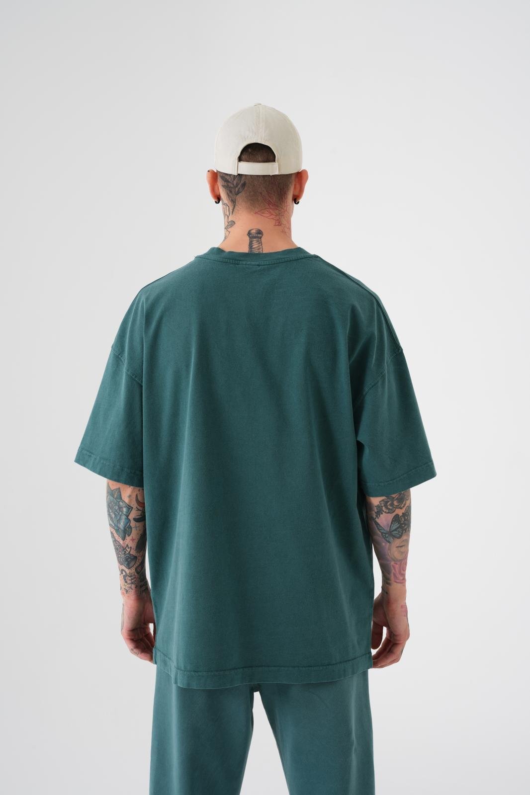 OIL GREEN