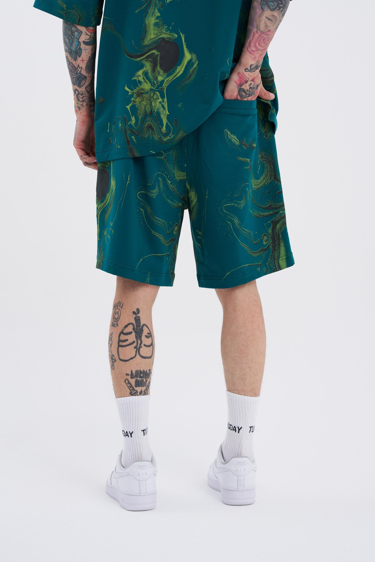 OIL GREEN