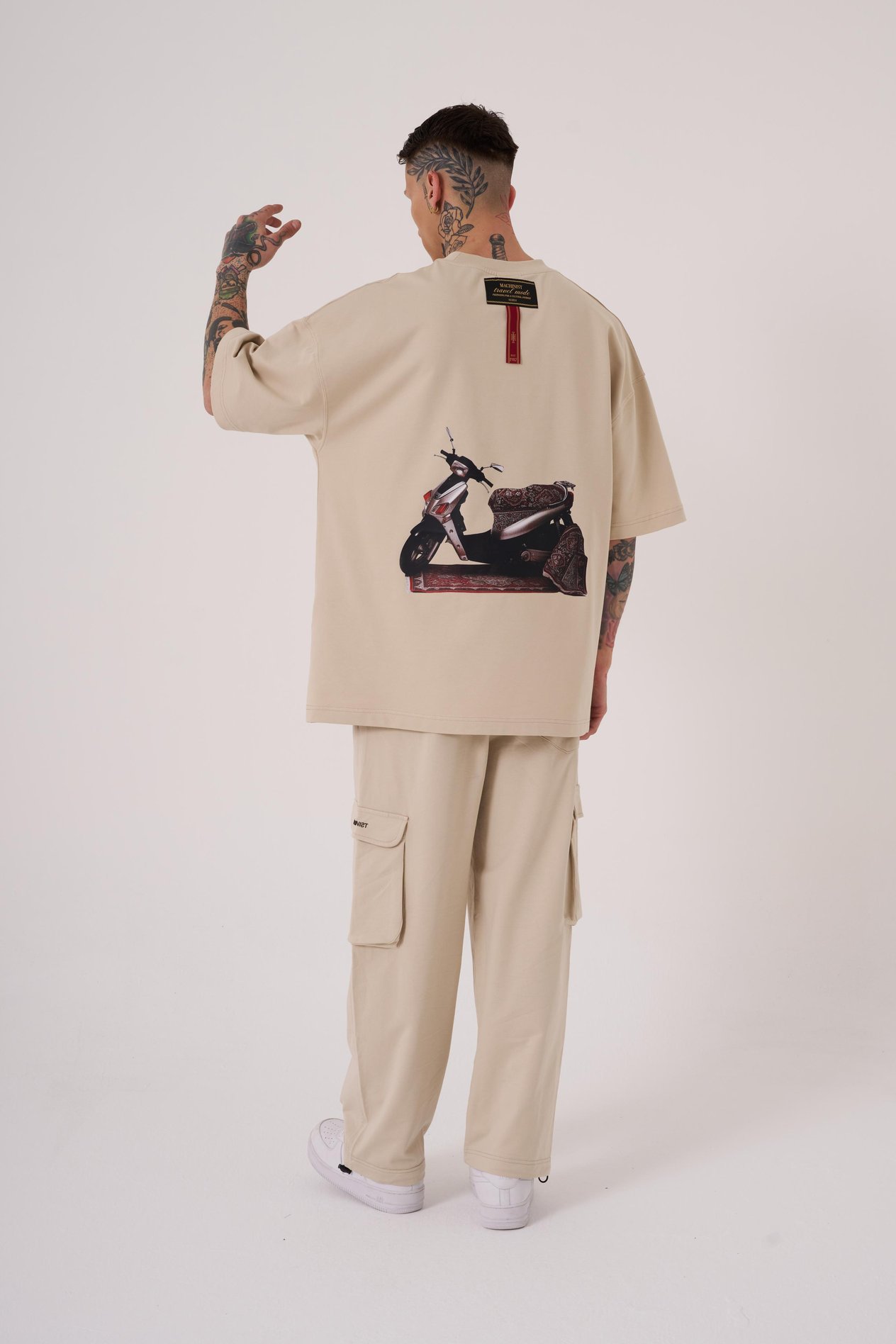 SOFT BEIGE