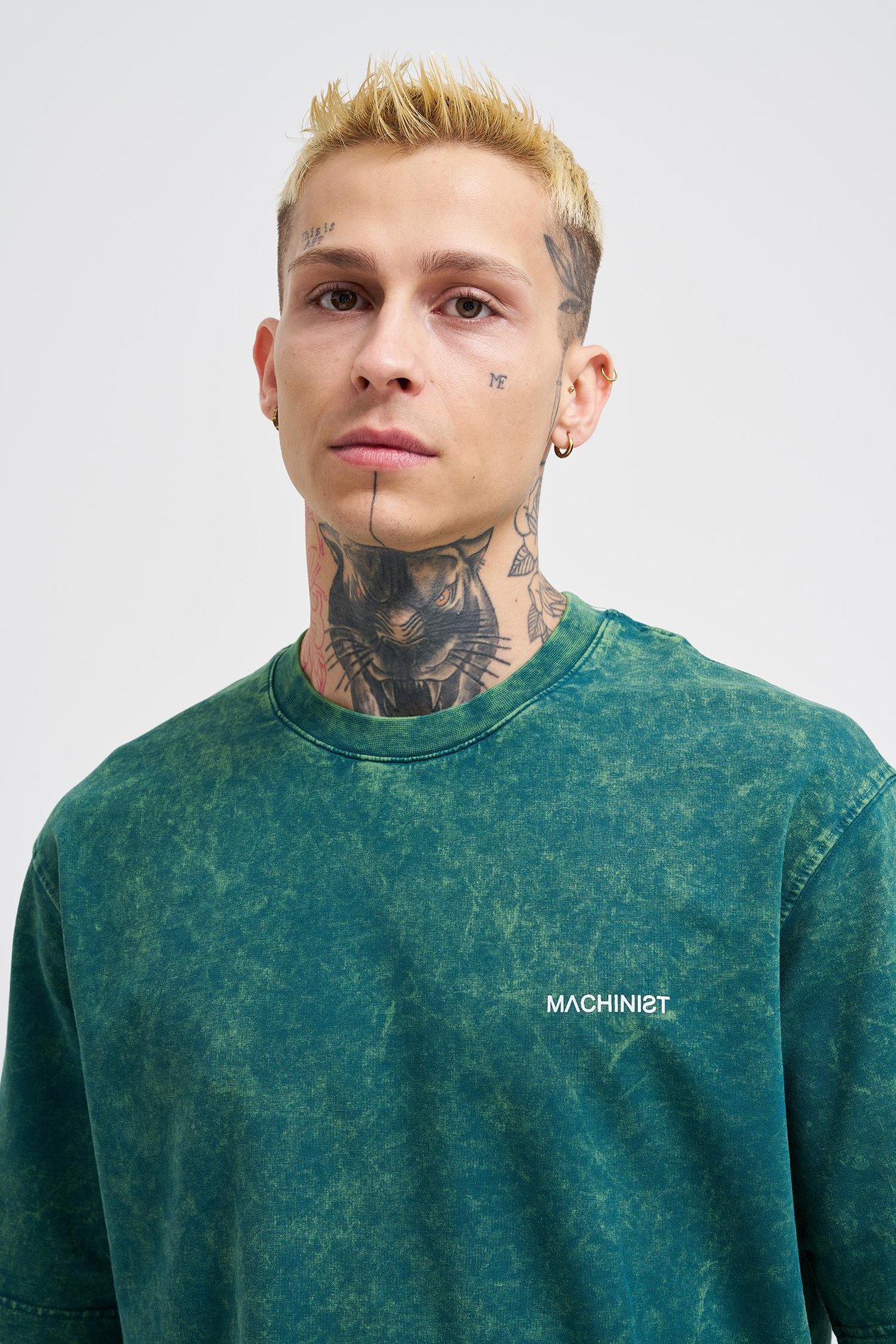 UNISEX RELAXED YIKAMALI BASIC T-SHIRT OIL GREEN SPOTTED