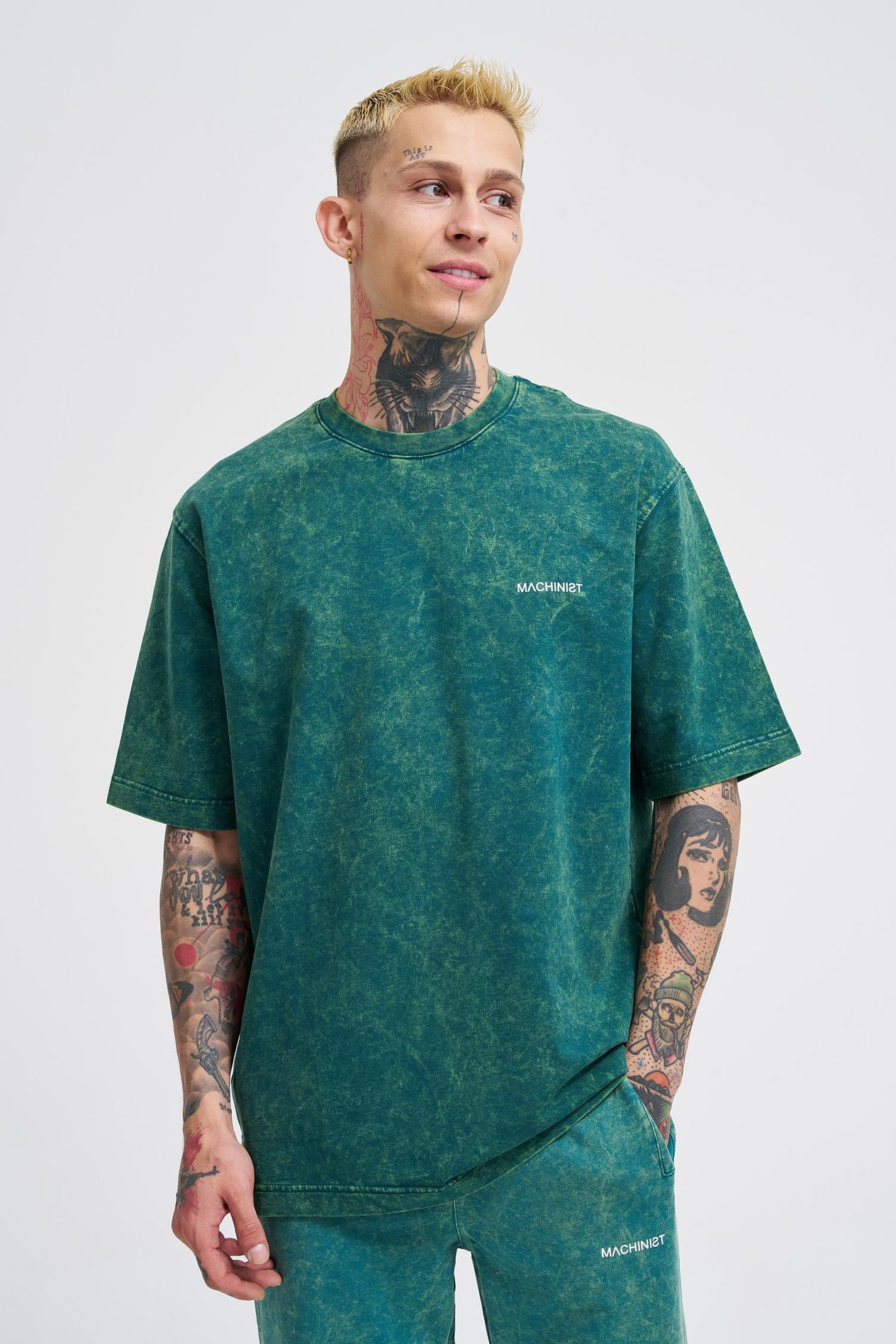 UNISEX RELAXED YIKAMALI BASIC T-SHIRT OIL GREEN SPOTTED