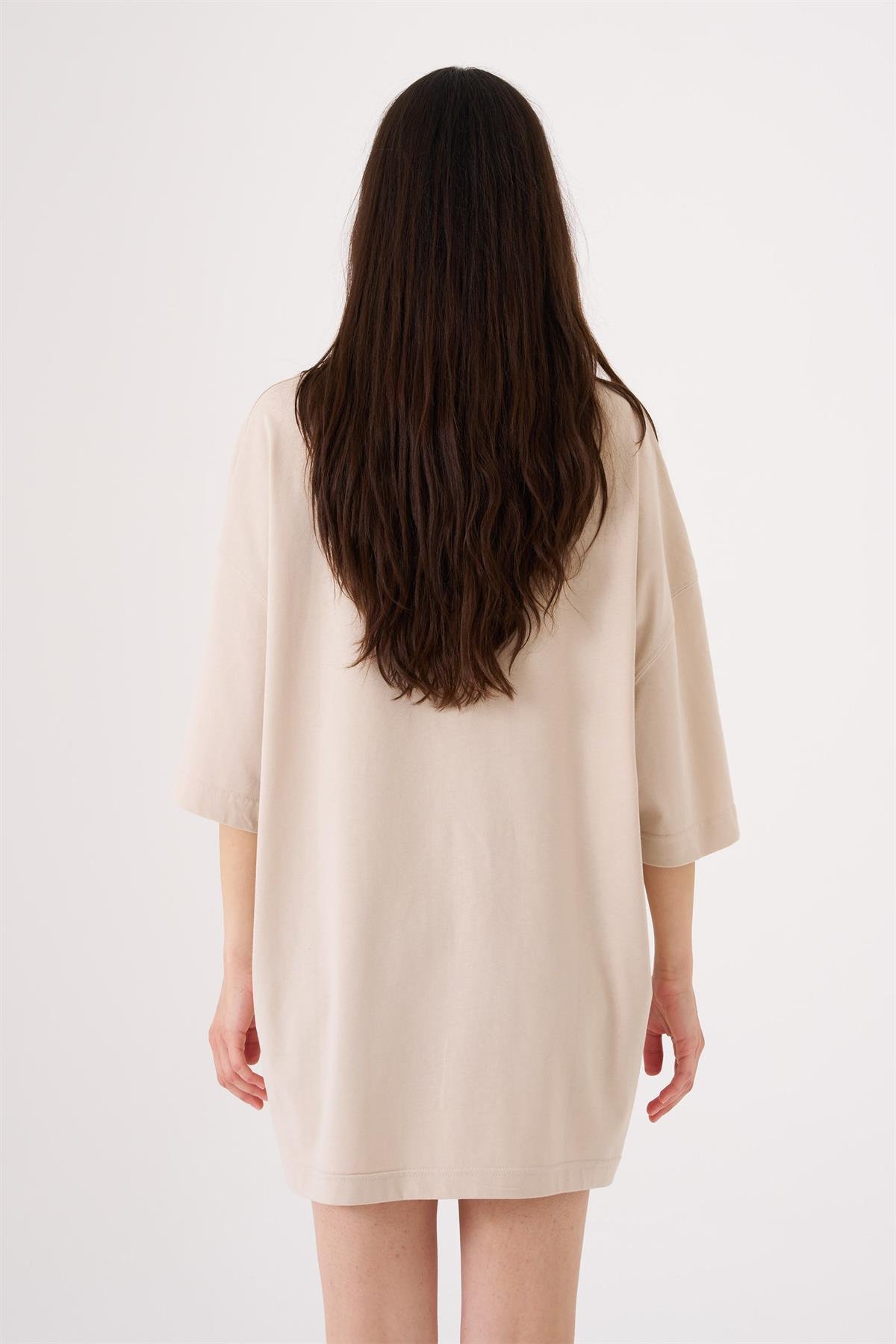 Kadın Oversize Basic Pamuklu T-Shirt Açık Bej