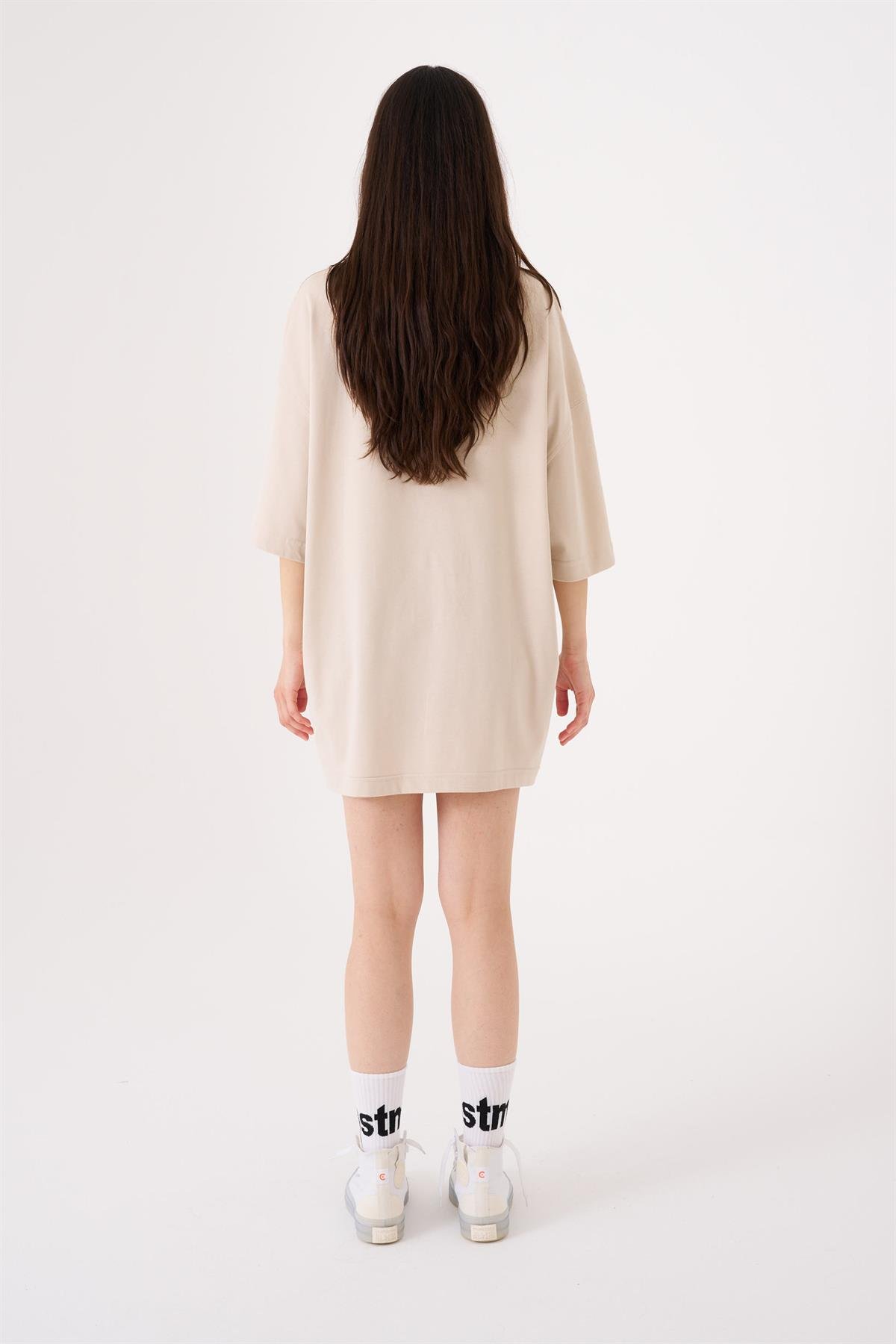 Kadın Oversize Basic Pamuklu T-Shirt Açık Bej