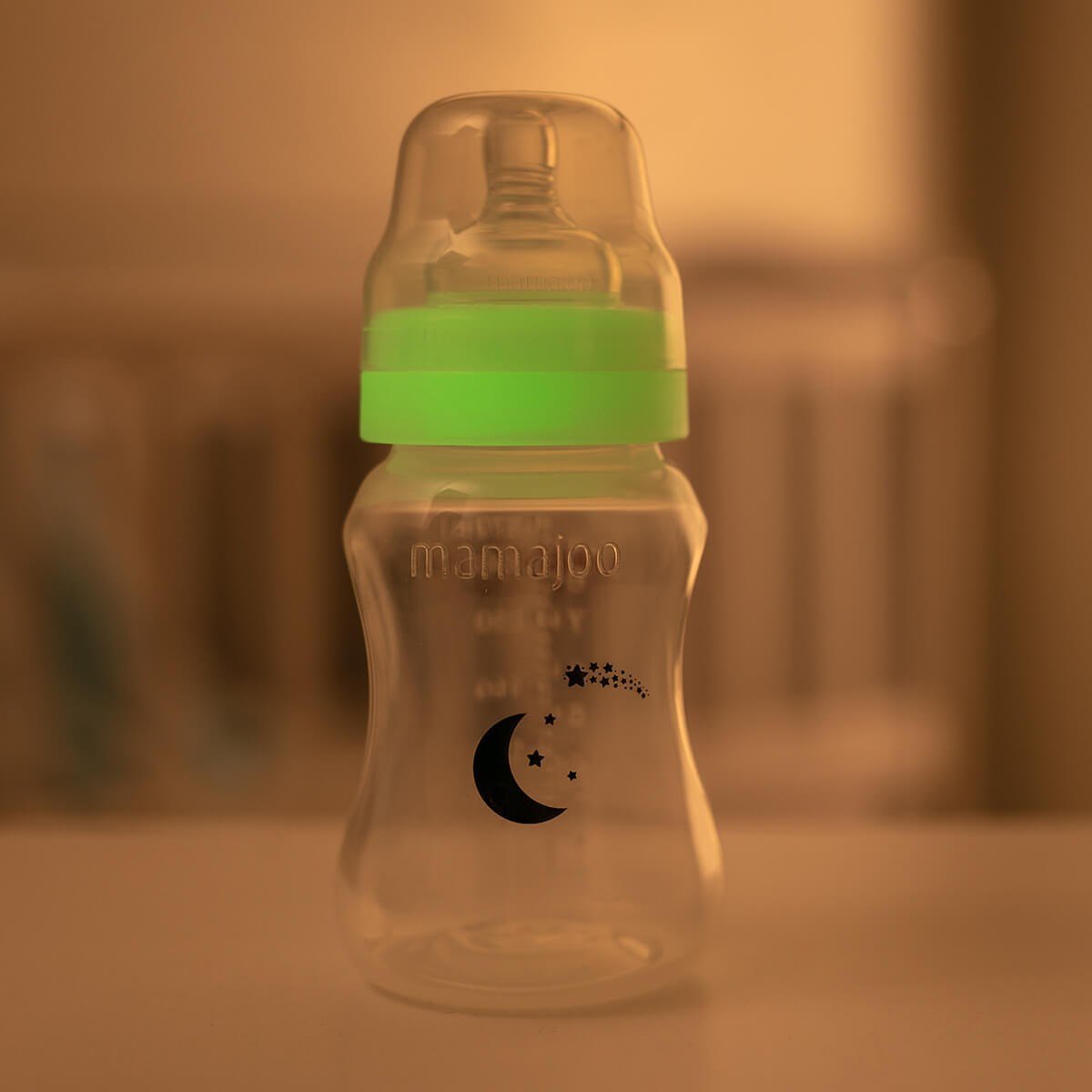 Mamajoo 1 x Gece & Gündüz Biberonu 270 ml & Anti-Kolik Biberon Emziği No:2 / M