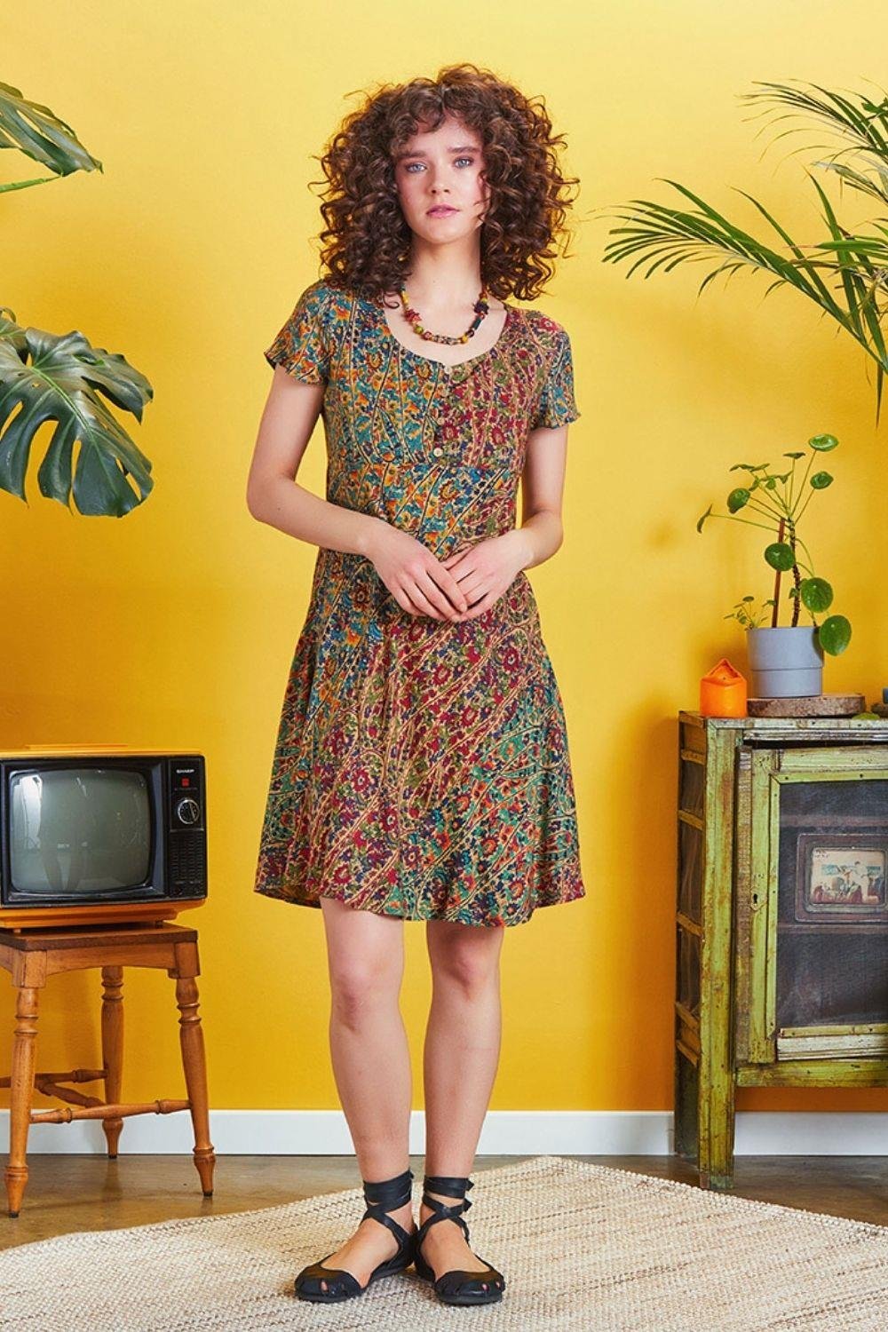 Askılı - KolsuzÖnü Düğmeli Kısa Patchwork Elbise
