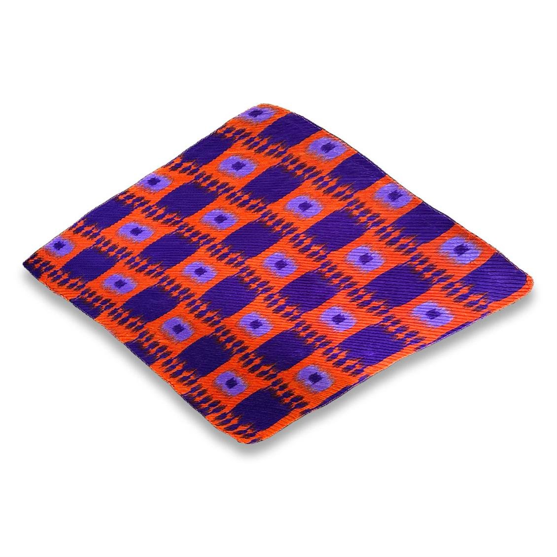 {Bandana}