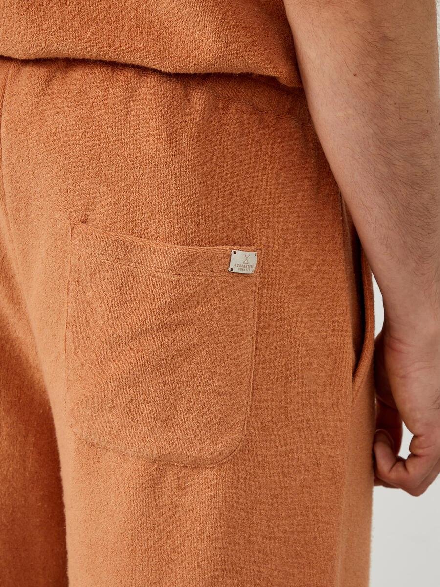 380110 SWEATSHORT