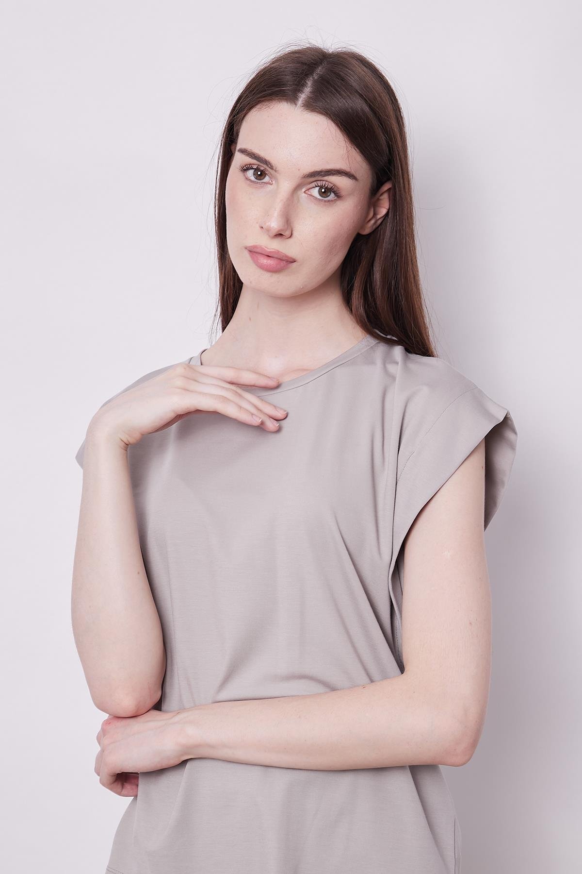 JUMENTkadın kolsuz geniş sıfır yaka düşük omuzlu basic tshirt