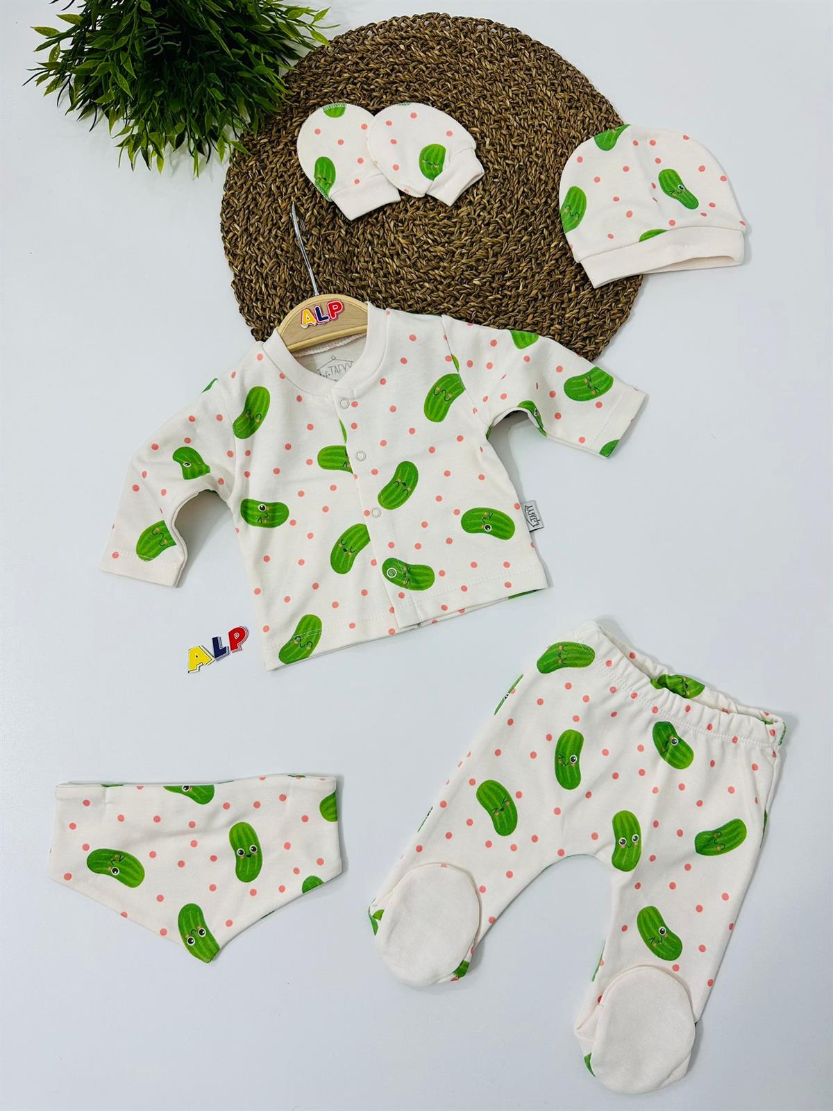 Cute Pickles 5 Parça Hastane Çıkış Seti Erkek Takım Krem