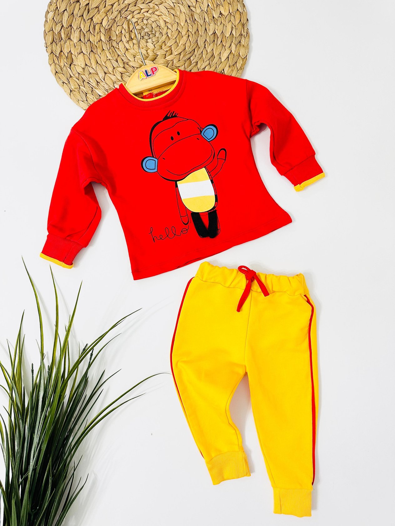 Hello Monkey Omuzdan Çıtçıtlı Mevsimlik 2li Takım - Kırmızı