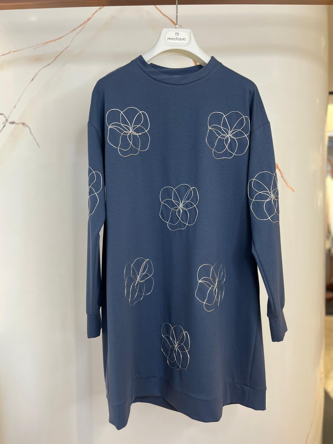 MOODBASİC ÇİÇEK NAKIŞLI SWEATSHIRT MM21.0328 İNDİGO