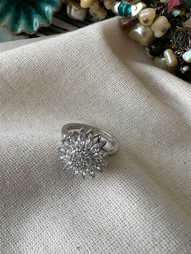 Ayarlanabilir Silver Daisy Yüzük