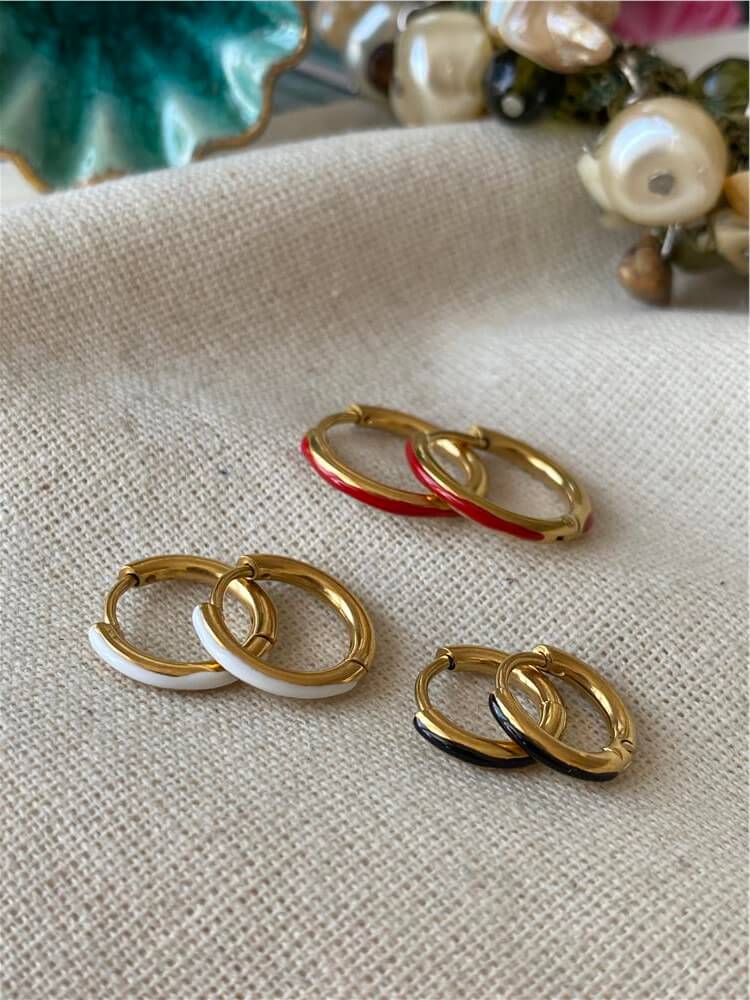 Çelik Altılı Renkli Mini Halka Küpe Seti