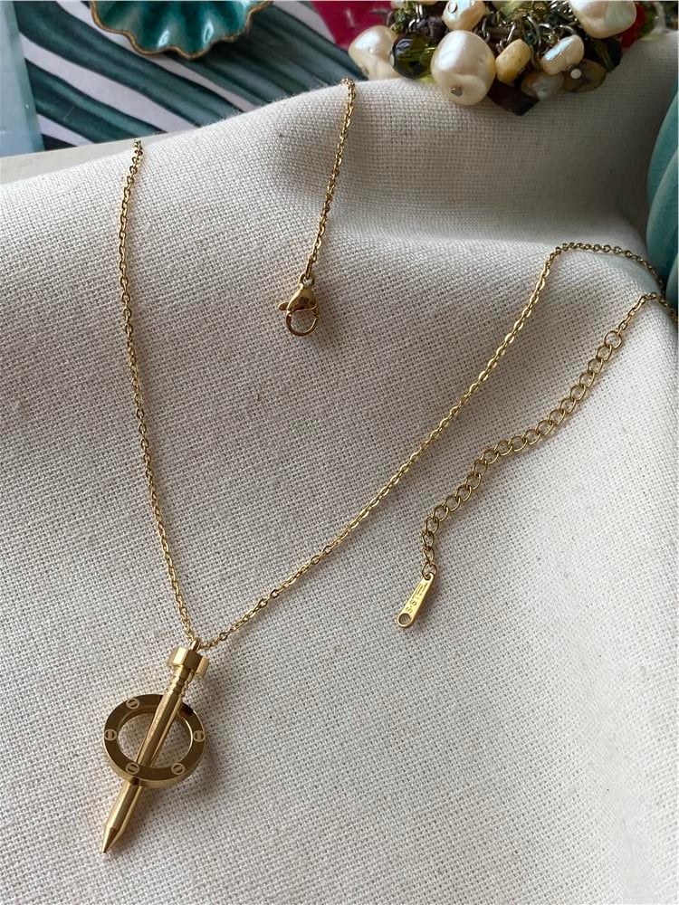 Çelik Gold Yassı Dikey Çivi Kolye