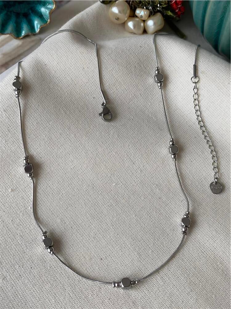 Çelik Silver Dorikalı Küp Kolye