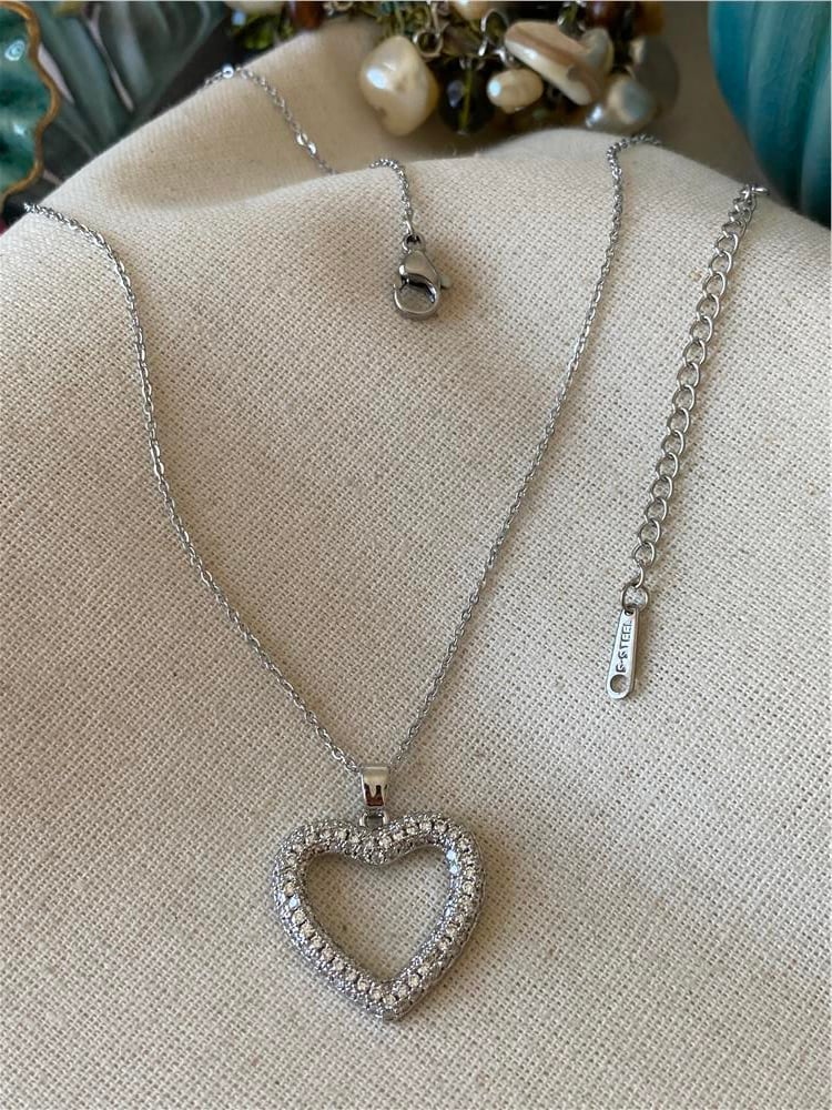 Çelik Silver Heart Kolye