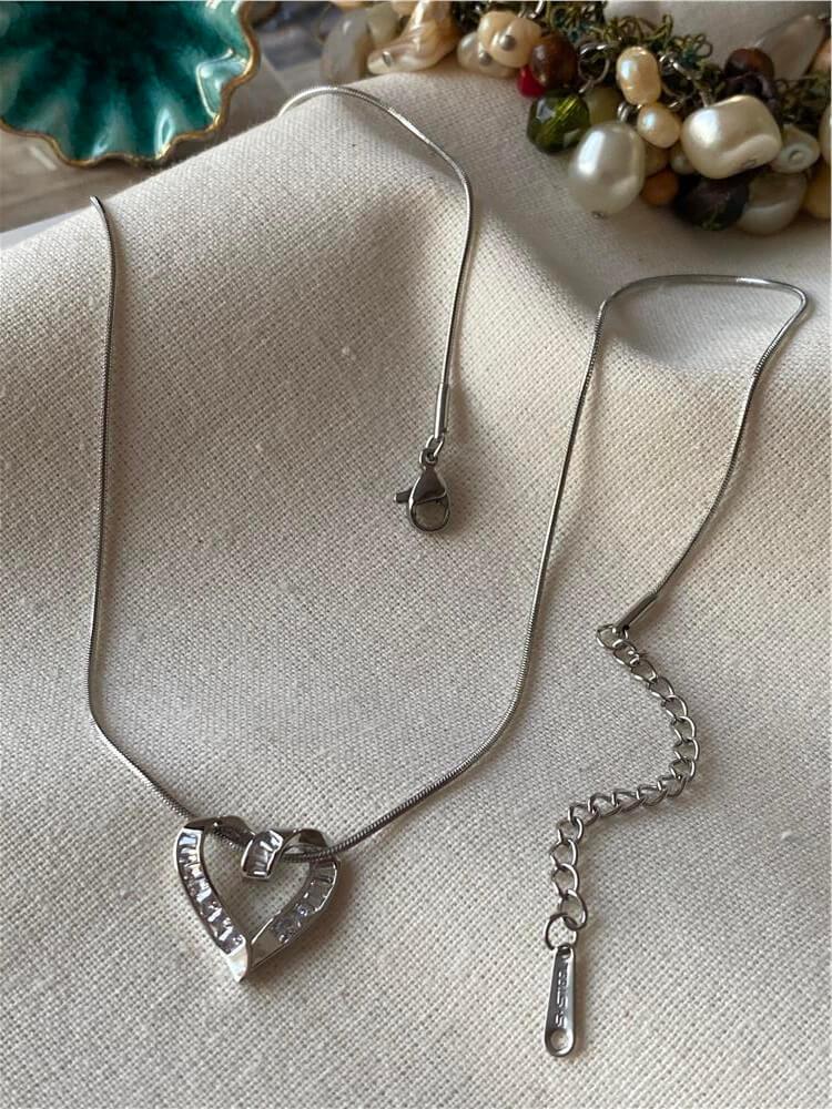 Çelik Silver Taşlı Düğüm Kalp Kolye