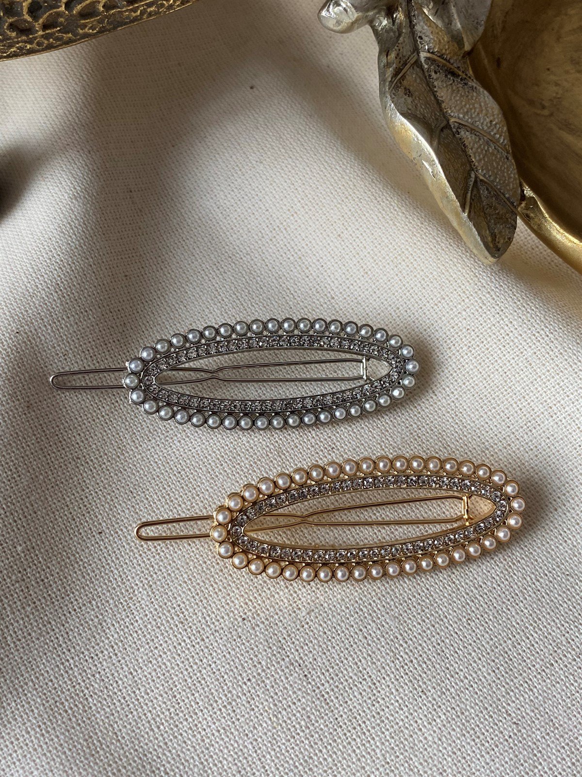 İncili Oval Toka