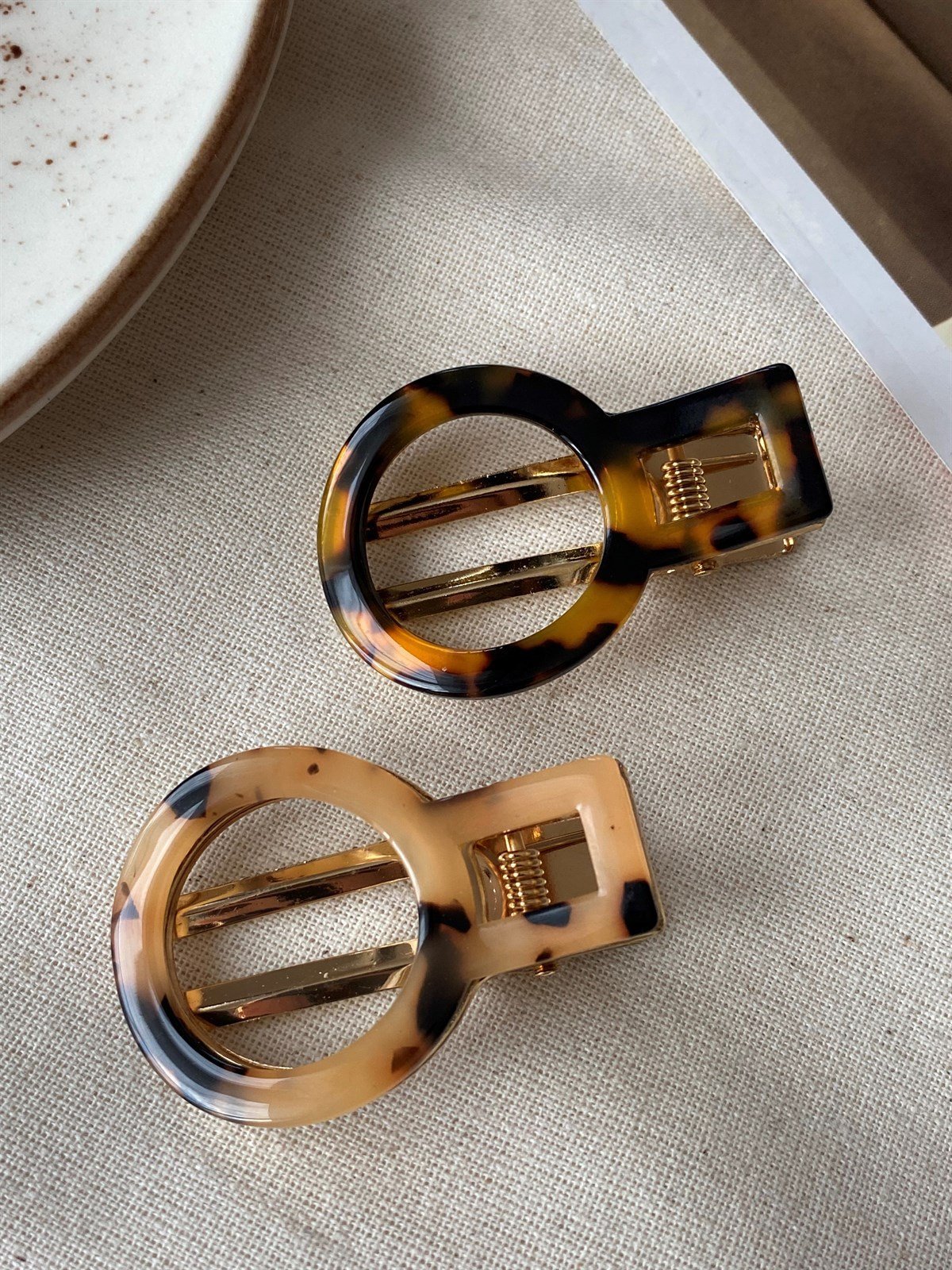 Oval Toka