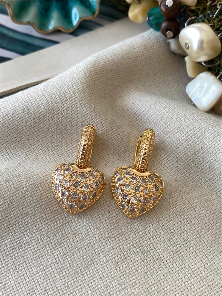 Özel Seri Chic Heart Küpe