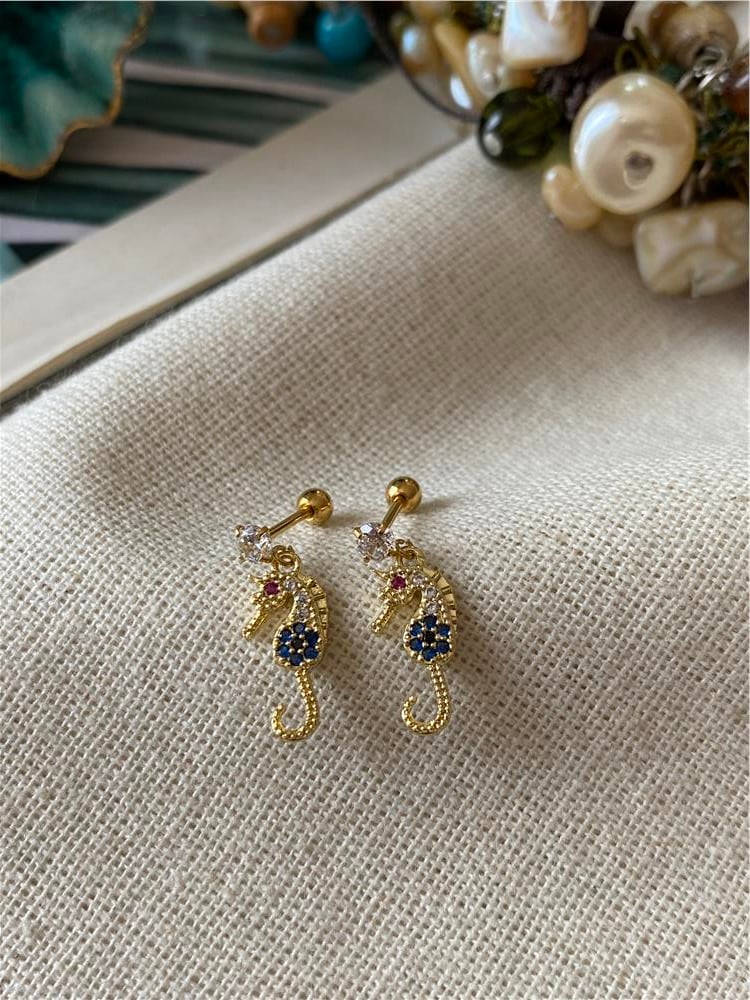 Renkli Taşlı Denizatı Piercing