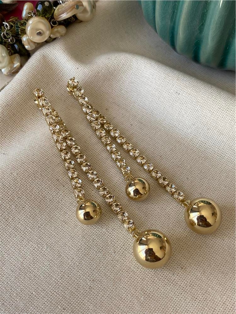 Suyolu Detaylı Gold Ball Küpe