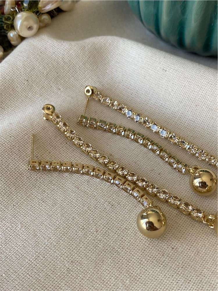 Suyolu Detaylı Gold Ball Küpe
