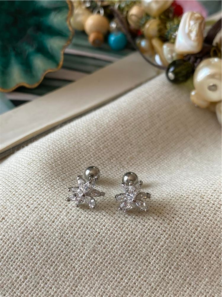 Taşlı Flower Piercing