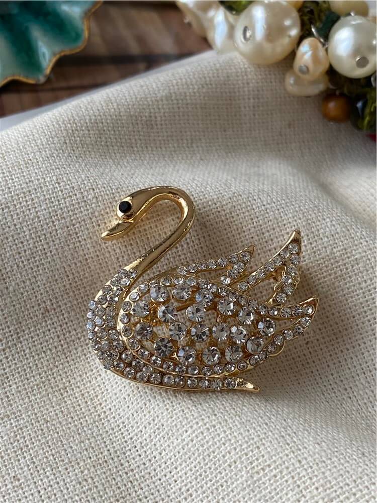 Taşlı Gold Swan Broş