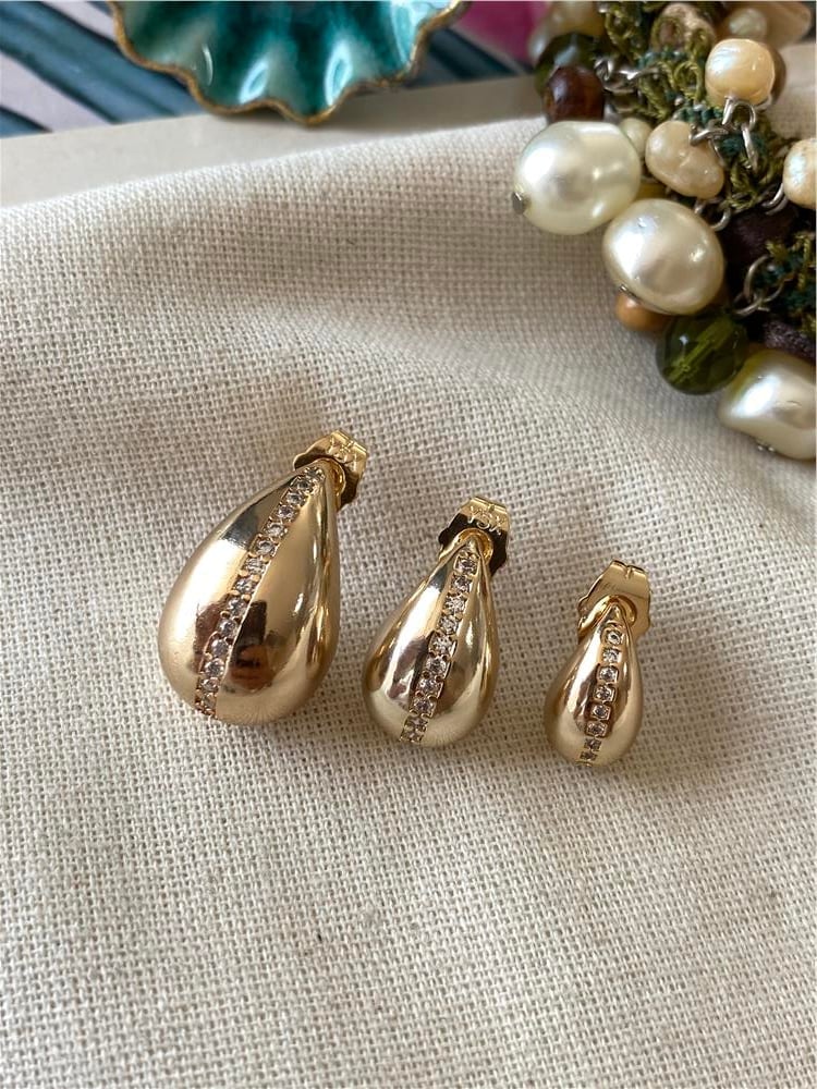 Üçlü Gold Şerit Taşlı Bubble Küpe