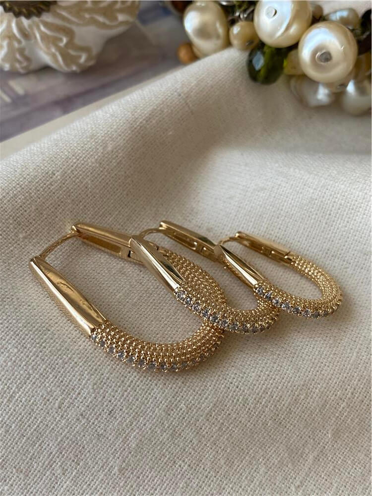 Üçlü Taşlı Tffny Model Küpe Seti
