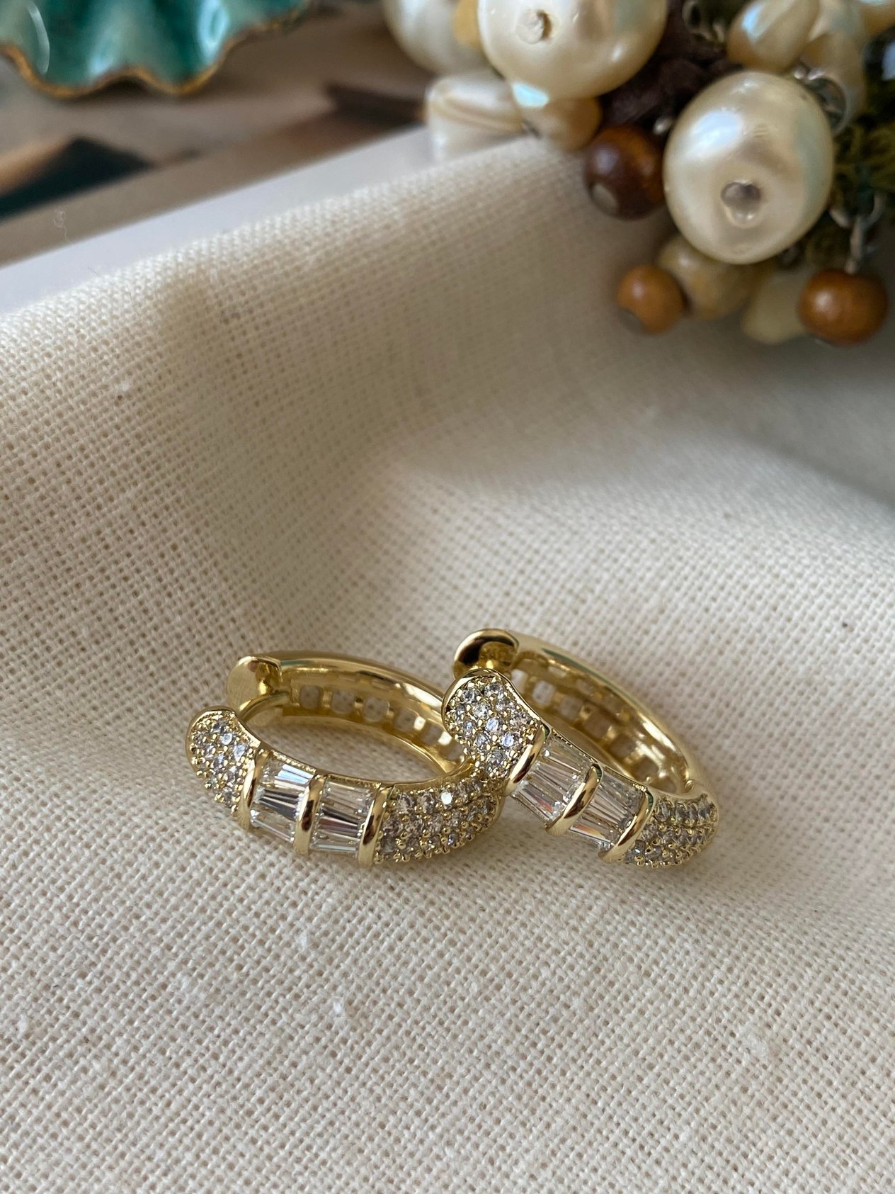 VIP 14K Baguette Küpe