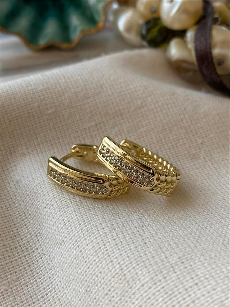 VIP 14K Taşlı Mini Çelenk Küpe