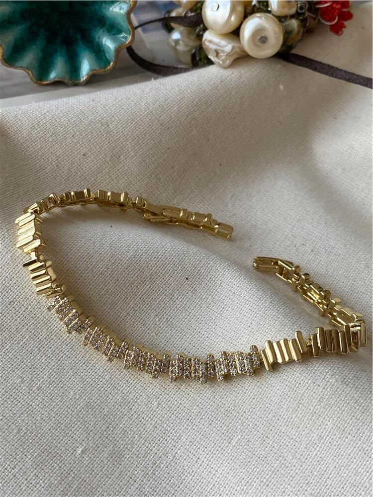 VIP 14K Taşlı Ritim Model Bileklik