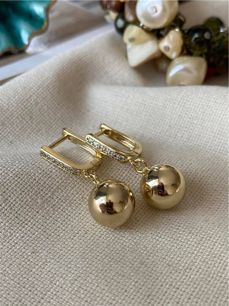VIP 14K Taşlı Top Sallantılı Küpe