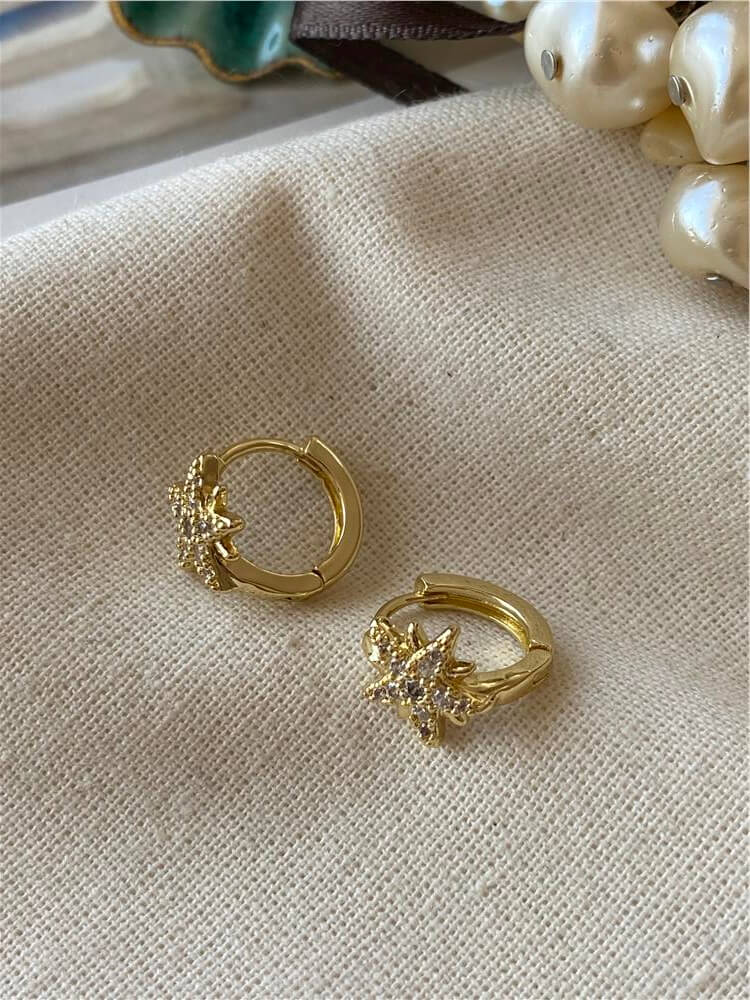 VIP 14K Yıldızlı Mini Halka Küpe