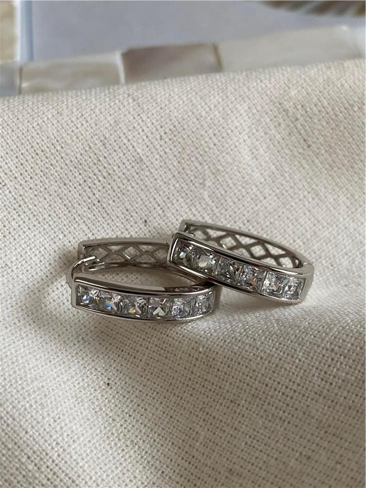 VIP Silver Kare Taşlı Oval Küpe
