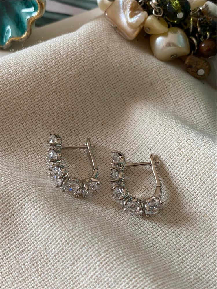 VIP Silver Oval Taşlı Küpe