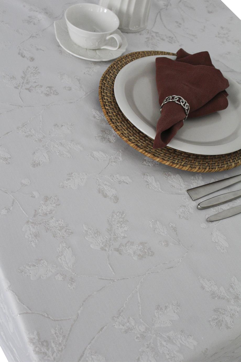 Açık Gri Üzerine Gümüş Simli Yaprak Desenli  170x270 cm Masa Örtüsü CVICA1C07JN30711ET-0001