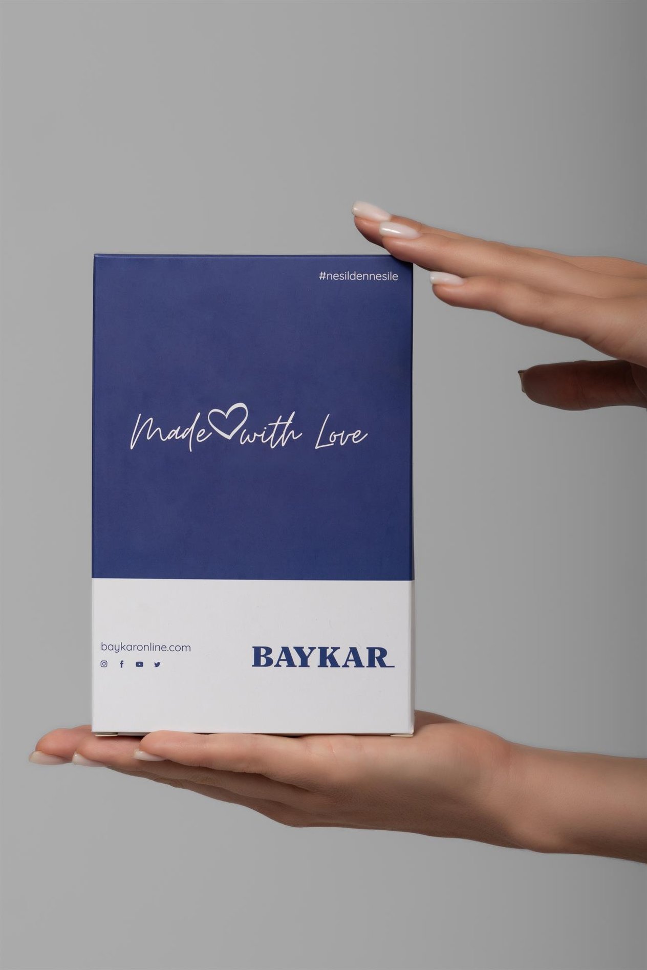 Kadın Pamuklu Bisiklet Yaka Kolsuz Penye Body Tişört 2'li Paket (Siyah&Beyaz) Renkli