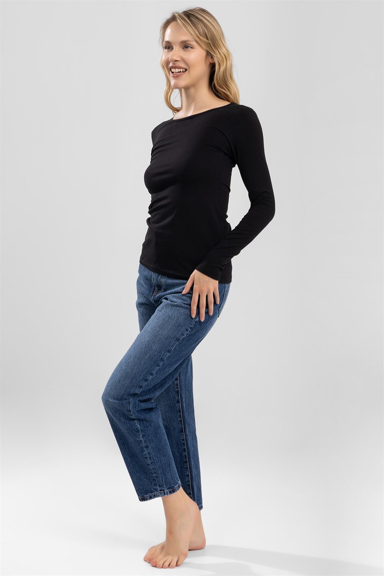 Kadın Pamuklu Bisiklet Yaka Uzun Kollu Penye Basic Body Siyah