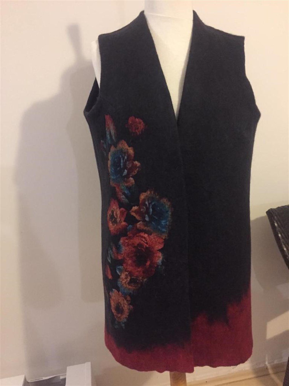 URLA KARYA FELT VEST BLACK