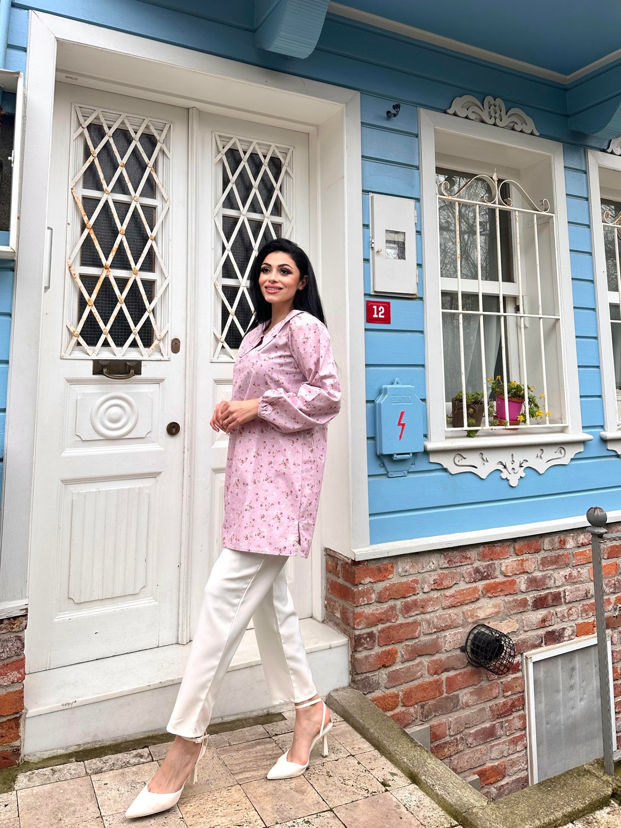 Pembe Küçük Çiçekli Bebe Yaka Uzun Poplin Tunik