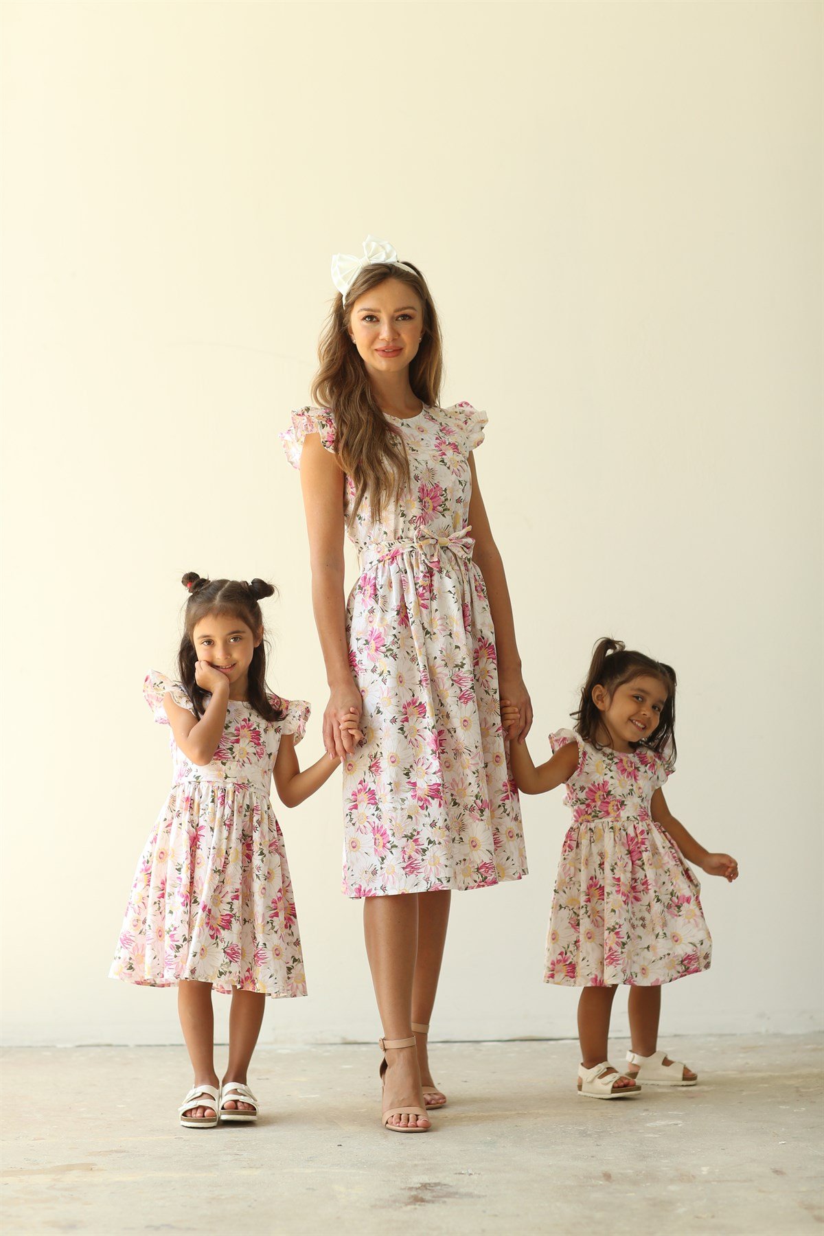 PEMBE PAPATYALI ANNE KIZ KOMBİNİ
