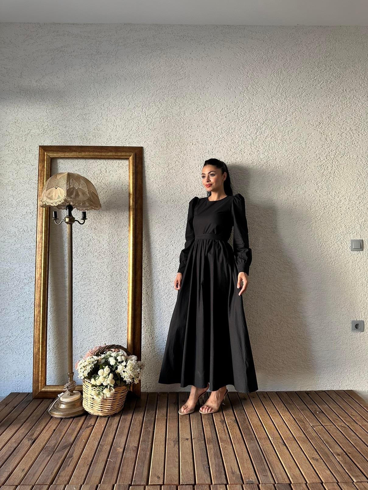 Tesettür Siyah Kloş Poplin Elbise