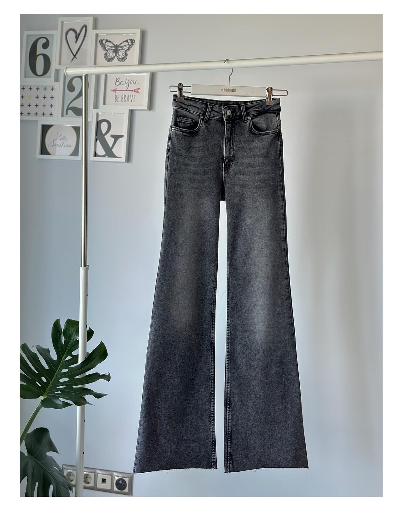 LIKRALI GENİŞ PAÇA JEAN